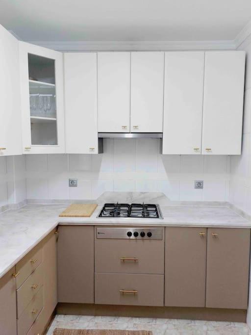 Deluxe Close To & Parking Sinese Design Homes Appartamento Torre Del Mar