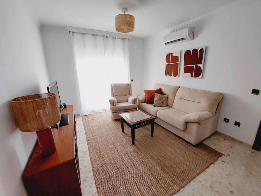Deluxe Close To & Parking Sinese Design Homes Appartamento Torre Del Mar