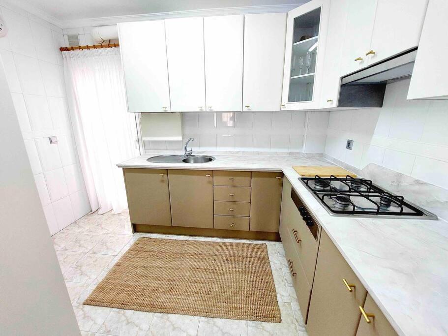 Appartamento Deluxe Close To & Parking Sinese Design Homes *